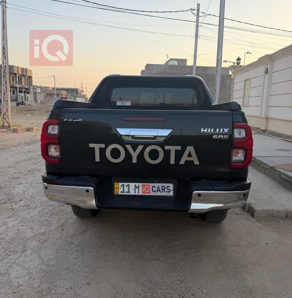 تويوتا هايلوكس